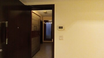 Room in 3 BHK Apartment at Greater Kailash I – for Rent