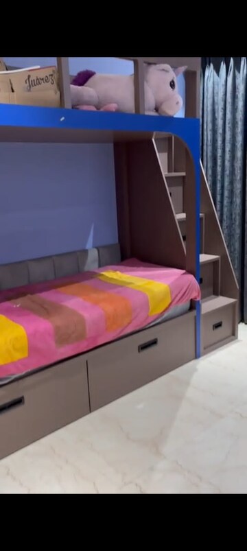 Bedroom in 3 BHK Apartment at Kolshet Road – for Rent