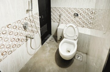 Bathroom in  Pg at Andheri East – for Rent