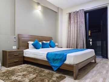 Bedroom in 2 BHK Apartment at Vasant Kunj – for Rent