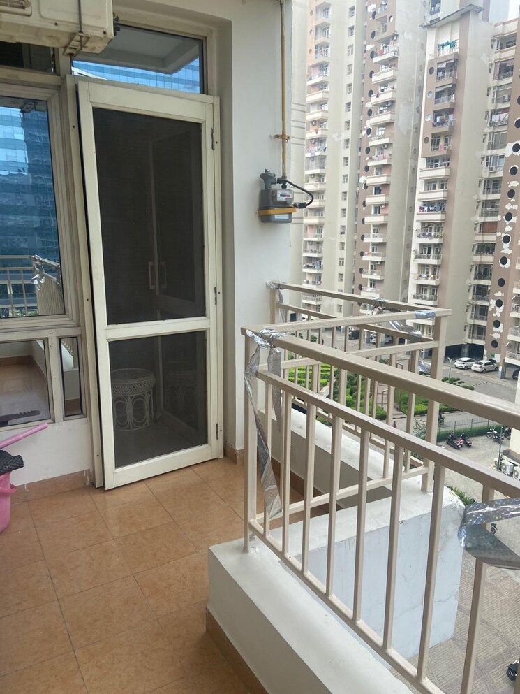 Balcony, supertech-ecociti 4 Bedroom 2275 Sq.Ft. Apartment In Sector 137 Noida 8414932