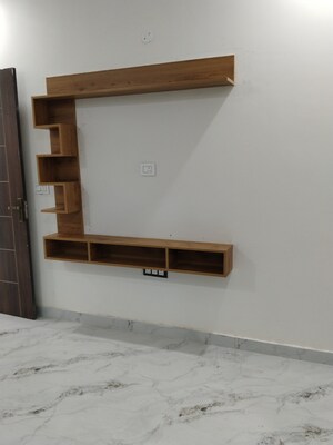 Room in 3 BHK Builder Floor at Pir Machalla – for Sale