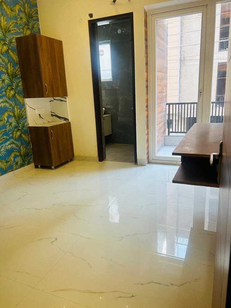 Room, pir machalla 3 Bedroom 1300 Sq.Ft. Builder Floor In Pir Machalla Zirakpur 8415009