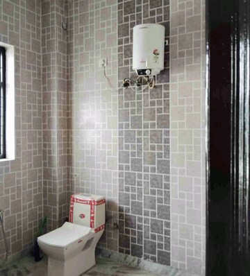 Bathroom in 2 BHK Apartment at One Farms, Sector 47 – for Rent