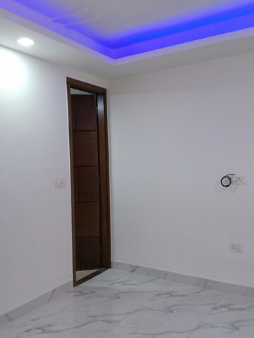 Room in 2 BHK Apartment at Panchsheel Vihar – for Sale