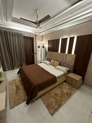 Living Room in 4 BHK Apartment at Indrapuram – for Rent