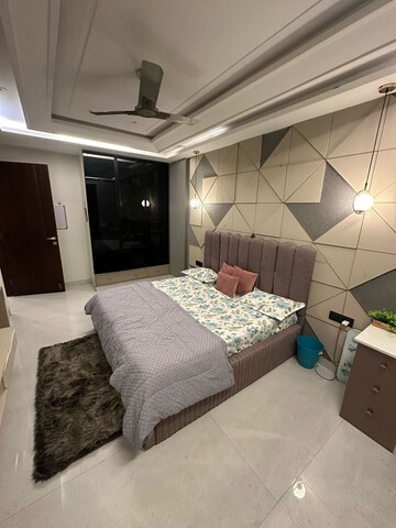 Bedroom in 4 BHK Apartment at Indrapuram – for Rent