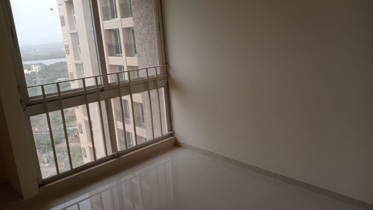 Balcony, vijay-orovia 2 Bedroom 686 Sq.Ft. Apartment In Ghodbunder Road Thane 8415107