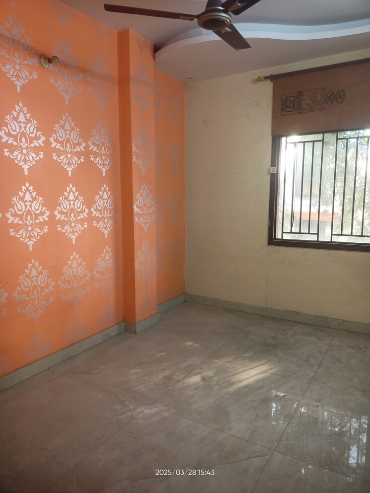 Room, mansa ram park 3.5 Bedroom 750 Sq.Ft. Builder Floor In Mansa Ram Park Delhi 8415257