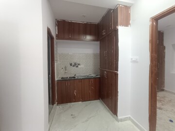 Furnished Amenities in 1 BHK Apartment at Kondapur – for Rent