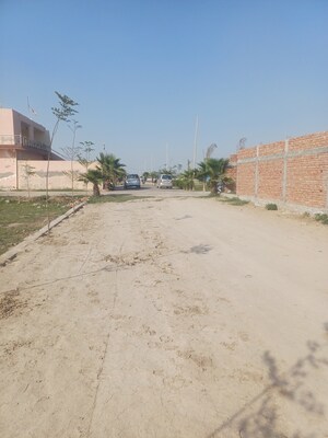  Plot For Sale in Jewar