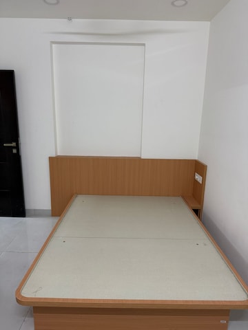 Room in 3 BHK Apartment at My Home Krishe, Financial District – for Rent