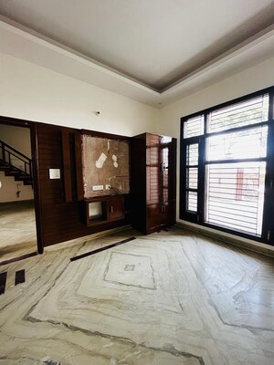 Room in 4 BHK Independent House at Sector 125 – for Sale