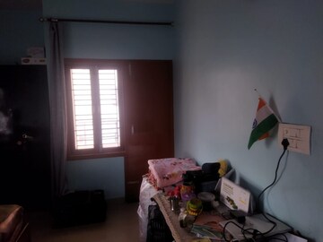 Parking in 2.5 BHK Apartment at Greenwood Apartment, Gomti Nagar – for Rent