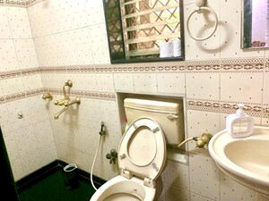 Bathroom in 5 BHK Villa at Kurla West – for Sale