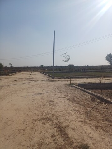  Plot For Sale in Jewar