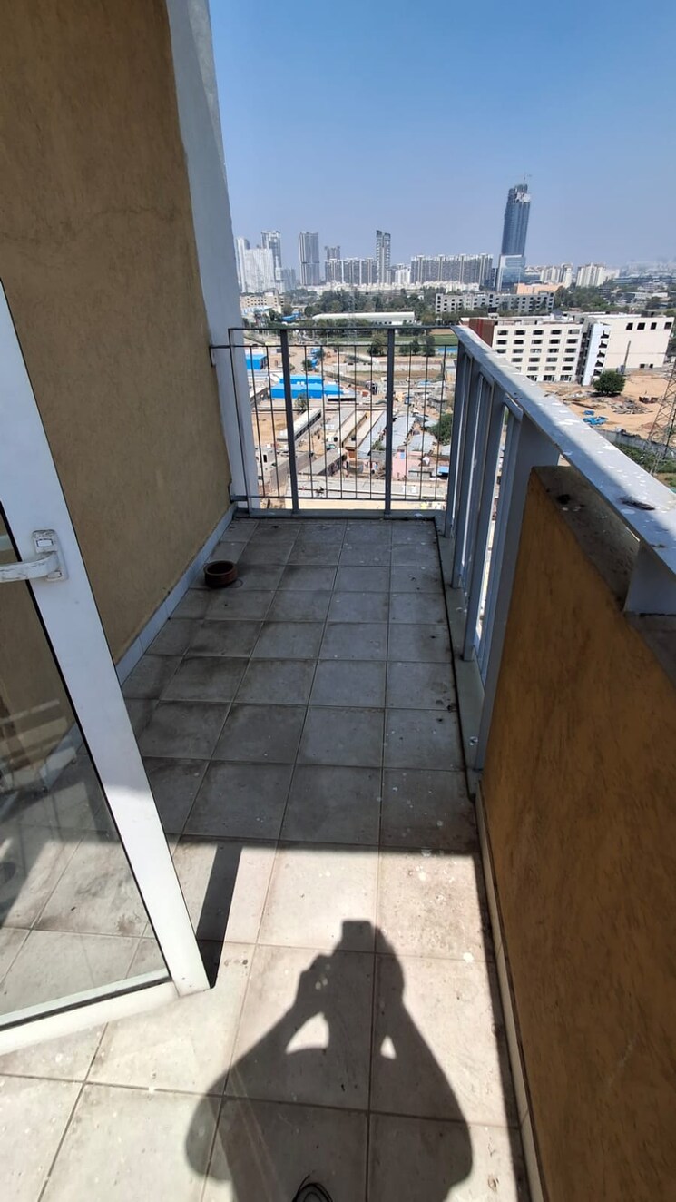 Balcony, ireo-the-corridors 2.5 Bedroom 1550 Sq.Ft. Apartment In Sector 67a Gurgaon 8415417