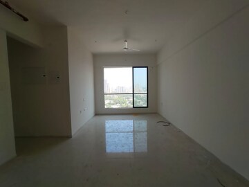 Room in 3 BHK Apartment at Kolte Patil Verve, Bangur Nagar – for Rent