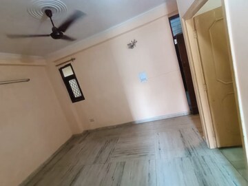 Room in 2 BHK Builder Floor at Mehrauli – for Rent