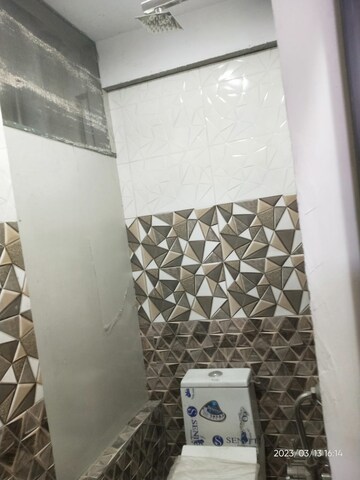 Master Bedroom in 2 BHK Builder Floor at Mehrauli – for Rent