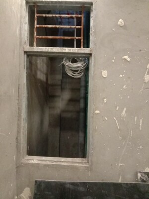 Furnished Amenities in 2.5 BHK Independent House at Dwarka Mor – for Sale