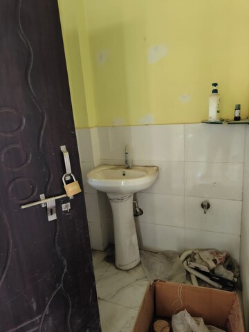 Master Bedroom in 2 BHK Independent House at Indira Nagar – for Rent