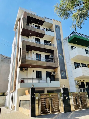 3 BHK Builder Floor – Exterior View View at Sushant Lok 2, Sector 57 - for Sale
