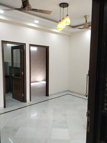 Room in 2 BHK Apartment at Khirki Extension – for Rent