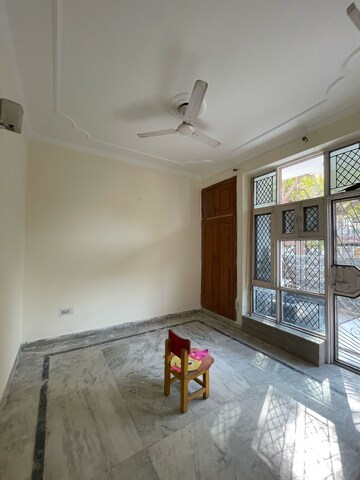 Bedroom in 2 BHK Builder Floor at Green Fields Colony – for Rent