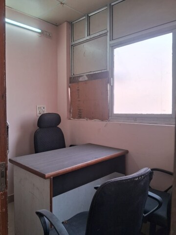  Office Space For Rent in Laxmi Nagar