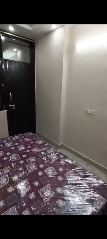 Furnished Amenities in 1 RK Builder Floor at Sector 57 – for Rent