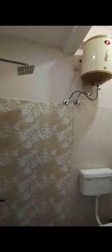 Bathroom in 1 RK Builder Floor at Sector 57 – for Rent