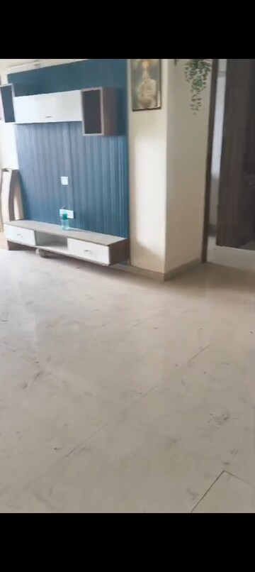 Room in 3 BHK Apartment at MCC Signature Heights, Raj Nagar Extension – for Sale