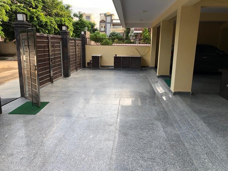 Exterior View, rwa-residential-society-sector-46 3 Bedroom 1300 Sq.Ft. Builder Floor In Sector 46 Gurgaon 8415711