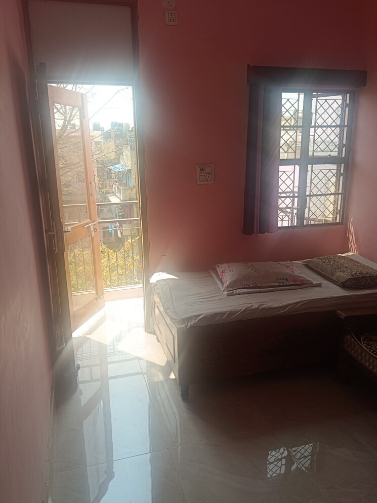 Bedroom, rwa-pocket-r-dilshad-garden 2 Bedroom 650 Sq.Ft. Apartment In Dilshad Garden Delhi 8415766