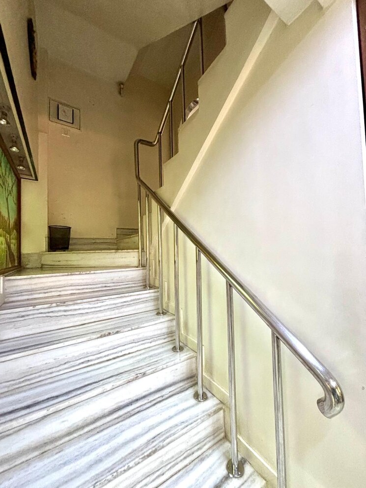 Balcony, kurla west 5 Bedroom 2500 Sq.Ft. Villa In Kurla West Mumbai 8415782