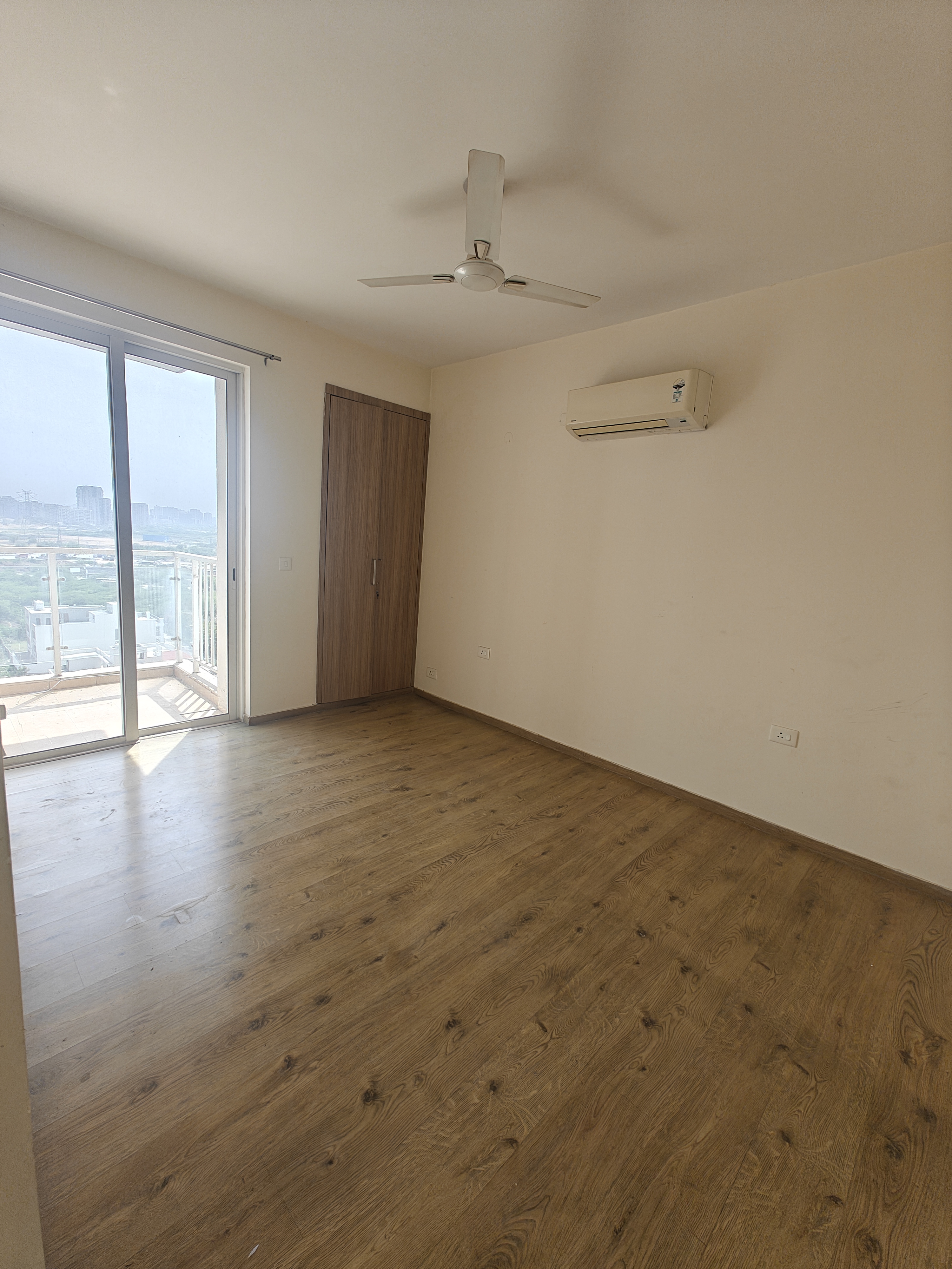 3 BHK 2003 Sq.Ft. Apartment in Experion The Heart Song