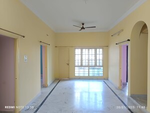 Room in 3 BHK Apartment at Tarnaka – for Sale