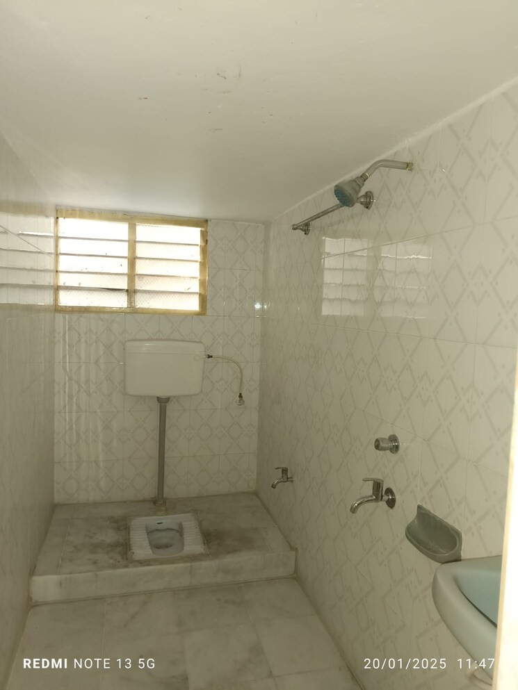 Bathroom, tarnaka 3 Bedroom 1550 Sq.Ft. Apartment In Tarnaka Hyderabad 8415783