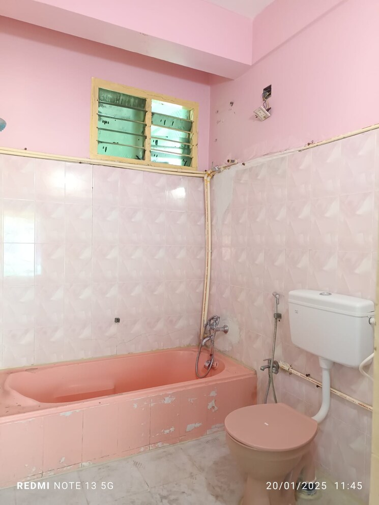 Bathroom, tarnaka 3 Bedroom 1550 Sq.Ft. Apartment In Tarnaka Hyderabad 8415783
