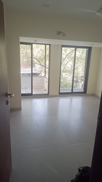 Room in 3.5 BHK Villa at Deonar – for Rent