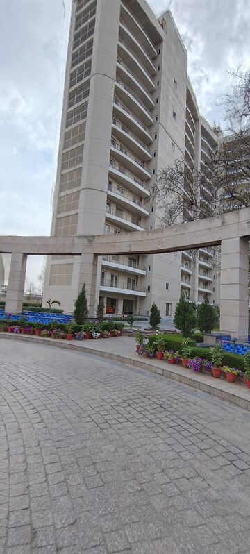 3 BHK Apartment – Exterior View View at BPTP Discovery Park, Sector 80 - for Sale