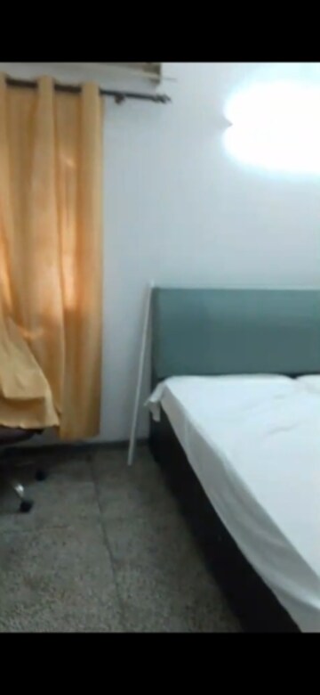 Bedroom in 5 BHK Apartment at RWA Apartments Sector 29, Sector 29 – for Rent