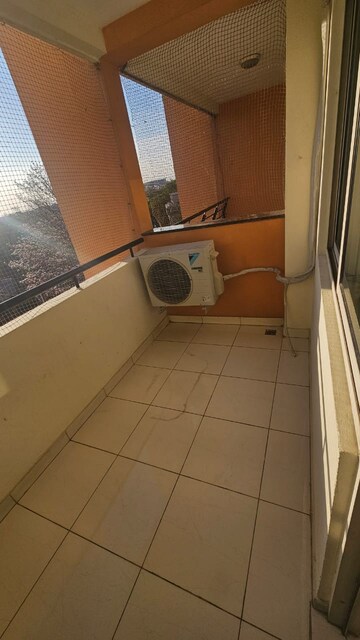 Bathroom in 3 BHK Apartment at Mantri Sarovar, Hsr Layout – for Rent