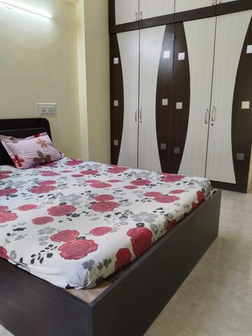 Bedroom in 1 RK Apartment at Popular Heights, Koregaon Park – for Rent