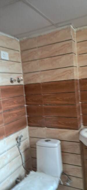 Furnished Amenities in 2 BHK Apartment at Aims Greens Avenue, Sector 4, Greater Noida – for Sale