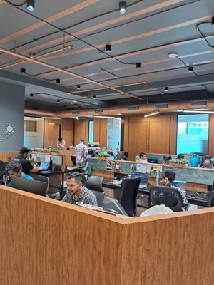  Office Space For Sale in Remi Commercio, Andheri West