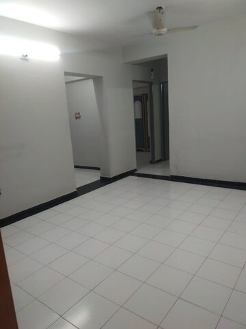Room in 2 BHK Apartment at Anand Nagar – for Rent