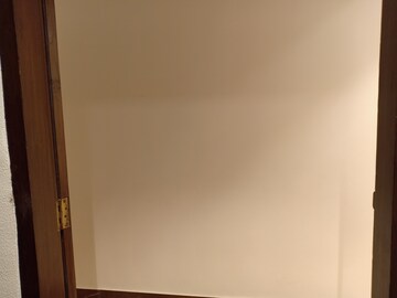 Room in 2 BHK Apartment at Malviya Nagar – for Rent