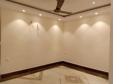 Furnished Amenities in 2 BHK Apartment at Malviya Nagar – for Rent